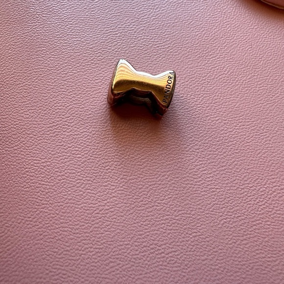 Pandora  Reflections Rose Gold Bow Charm - Picture 5 of 5